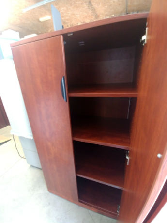 STORAGE CABINETS WITH DOORS - LAMINATE