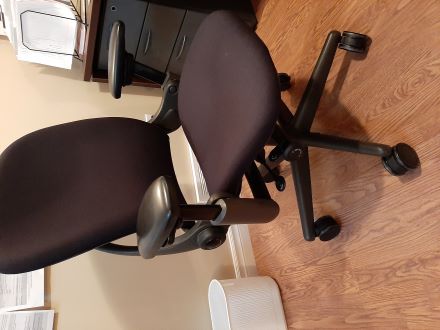 STEELCASE LEAP V1 TASK CHAIRS IN ALL BLACK FINISH